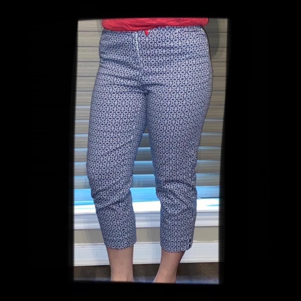 (CLOSET CLOSING FINAL SALE) Geometric Pattern Cropped Capri Cute Dress Pants